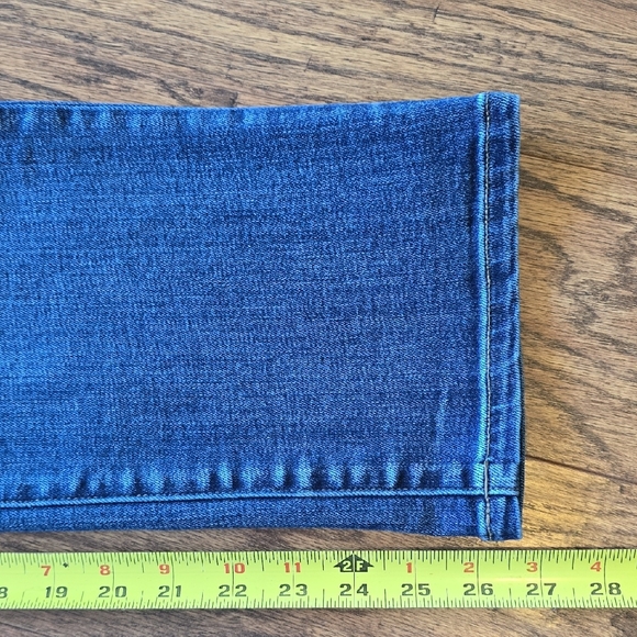 Liverpool Girlfriend Distressed Jeans - Women's Size 10/30P - Picture 8 of 8